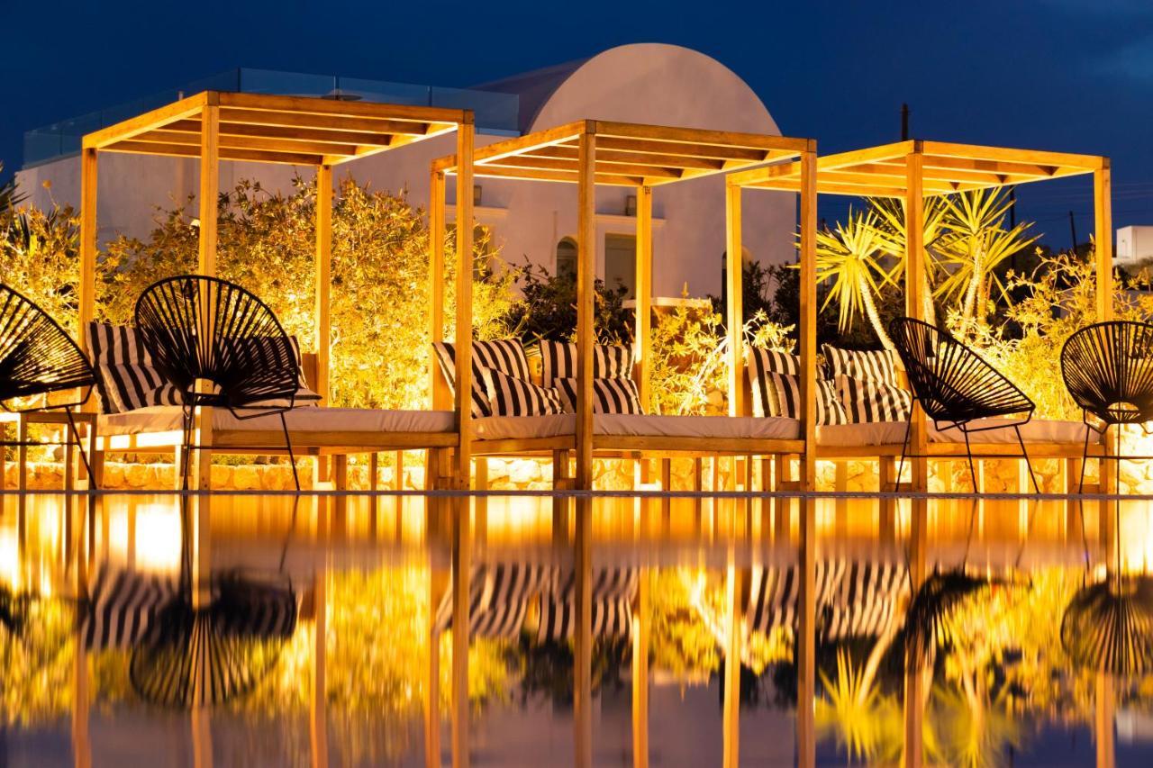 Astro Palace Hotel & Suites Fira  Ngoại thất bức ảnh