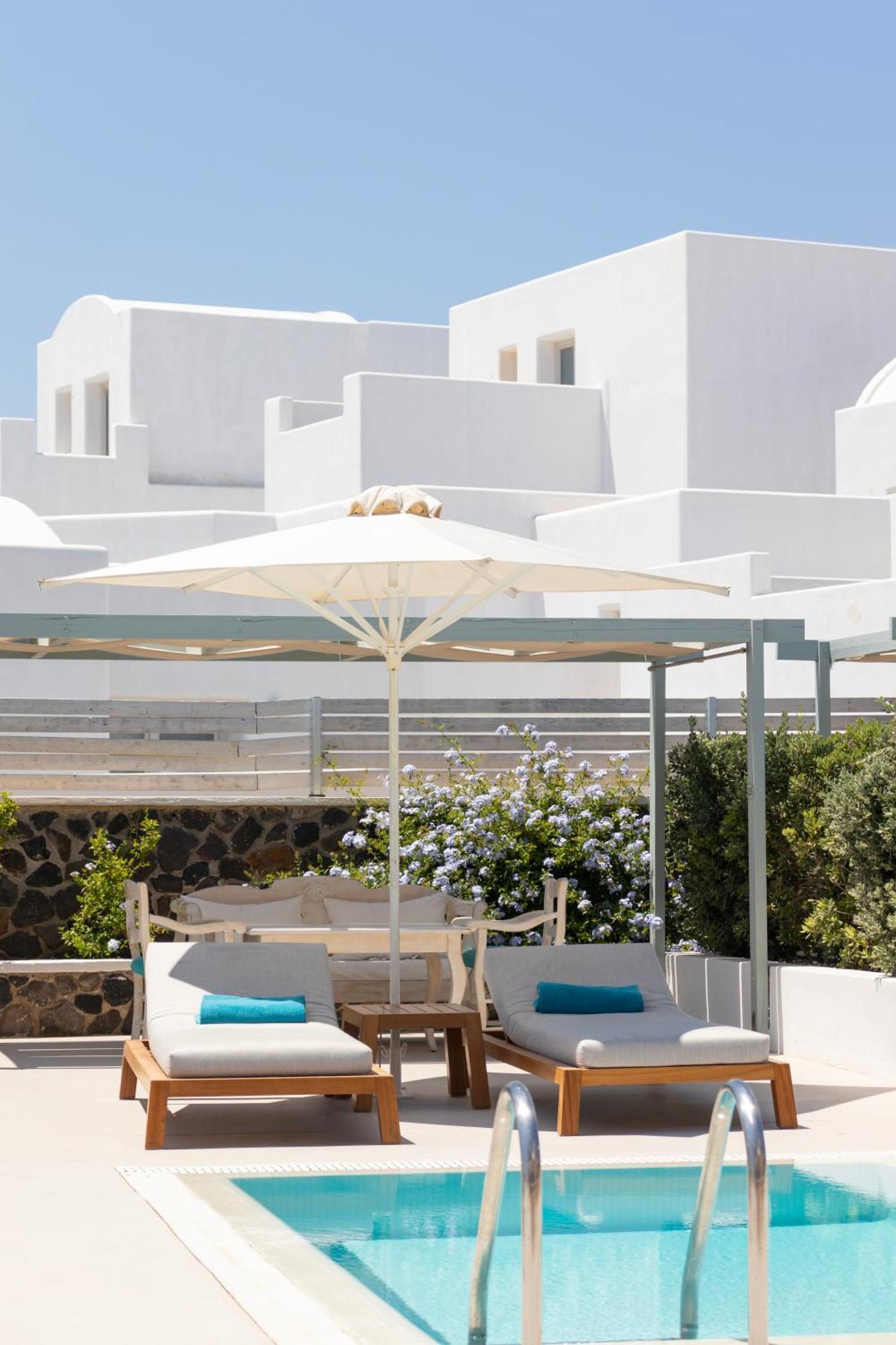 Astro Palace Hotel & Suites Fira  Ngoại thất bức ảnh