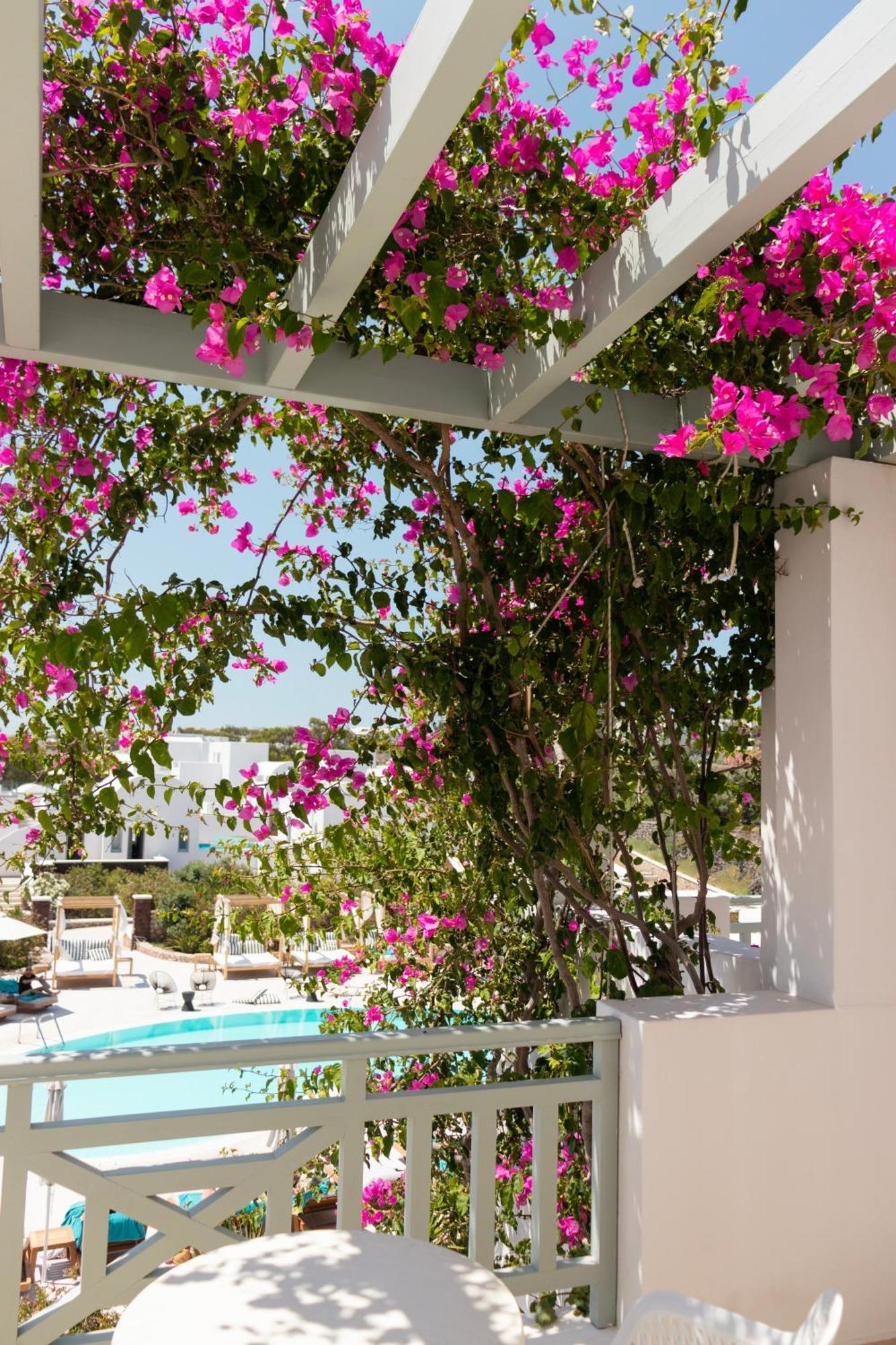 Astro Palace Hotel & Suites Fira  Ngoại thất bức ảnh
