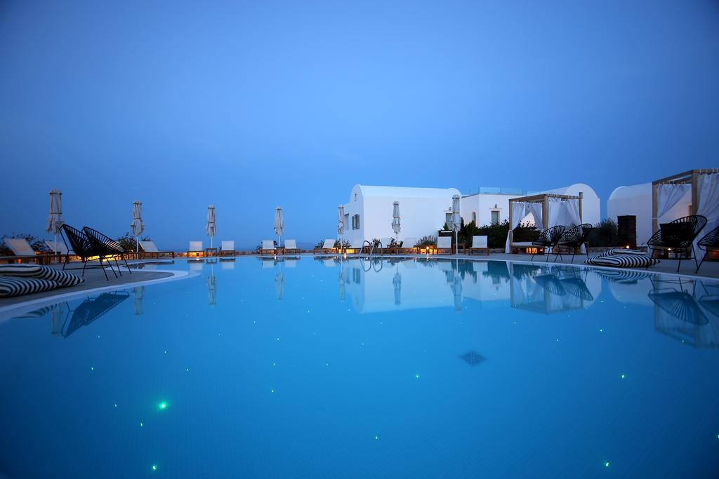 Astro Palace Hotel & Suites Fira  Ngoại thất bức ảnh