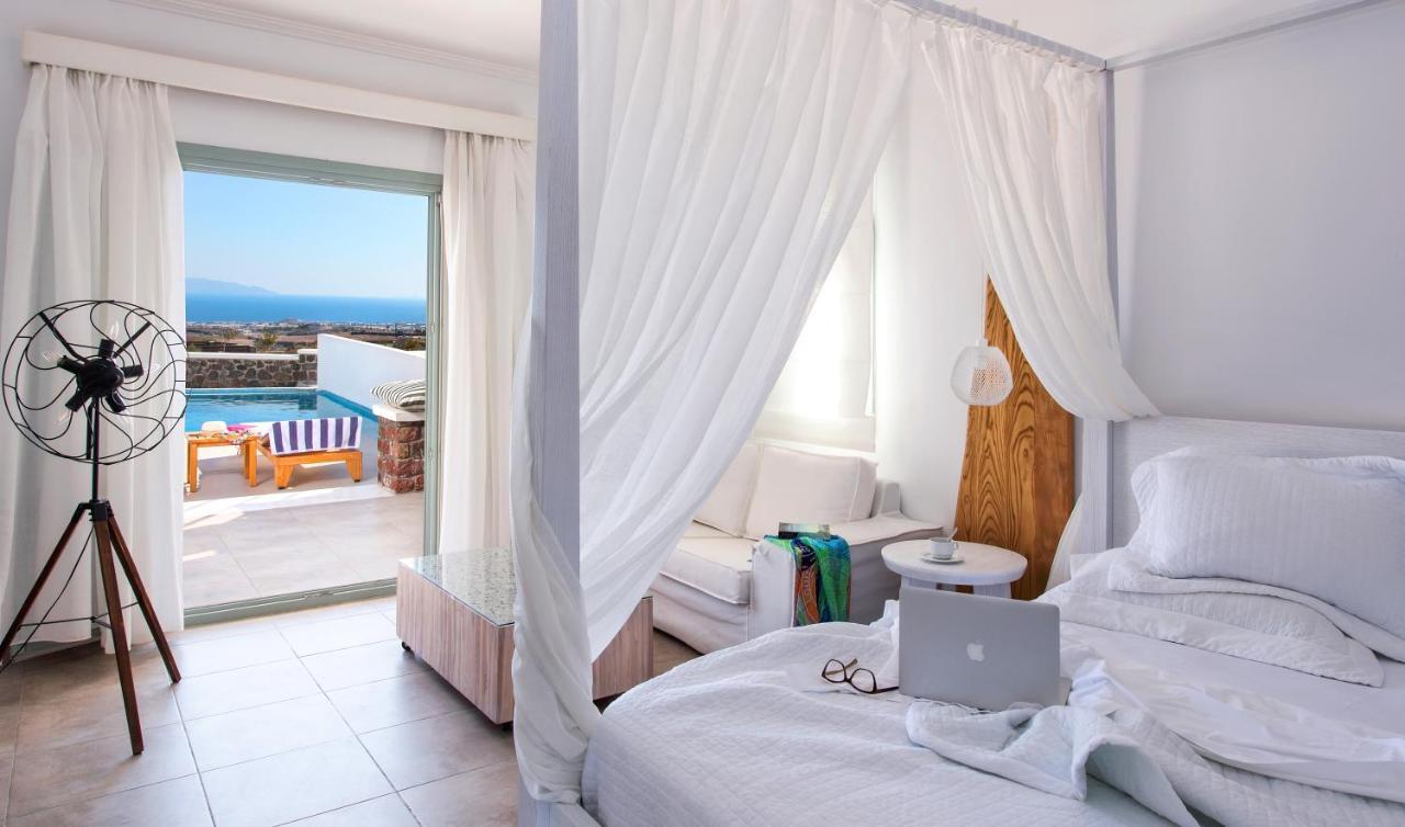 Astro Palace Hotel & Suites Fira  Ngoại thất bức ảnh